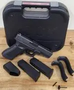 GLOCK G17C GEN 4 9MM LUGER